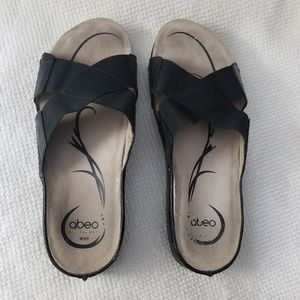 ABEO black sandals size 9